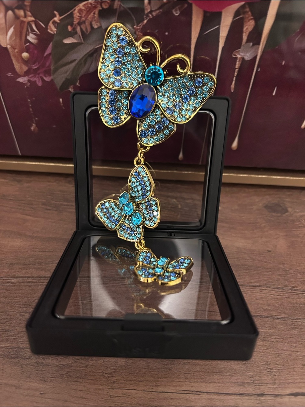 Triple Butterfly Blue Crystal Brooch - Unbranded - Picture 2 of 4